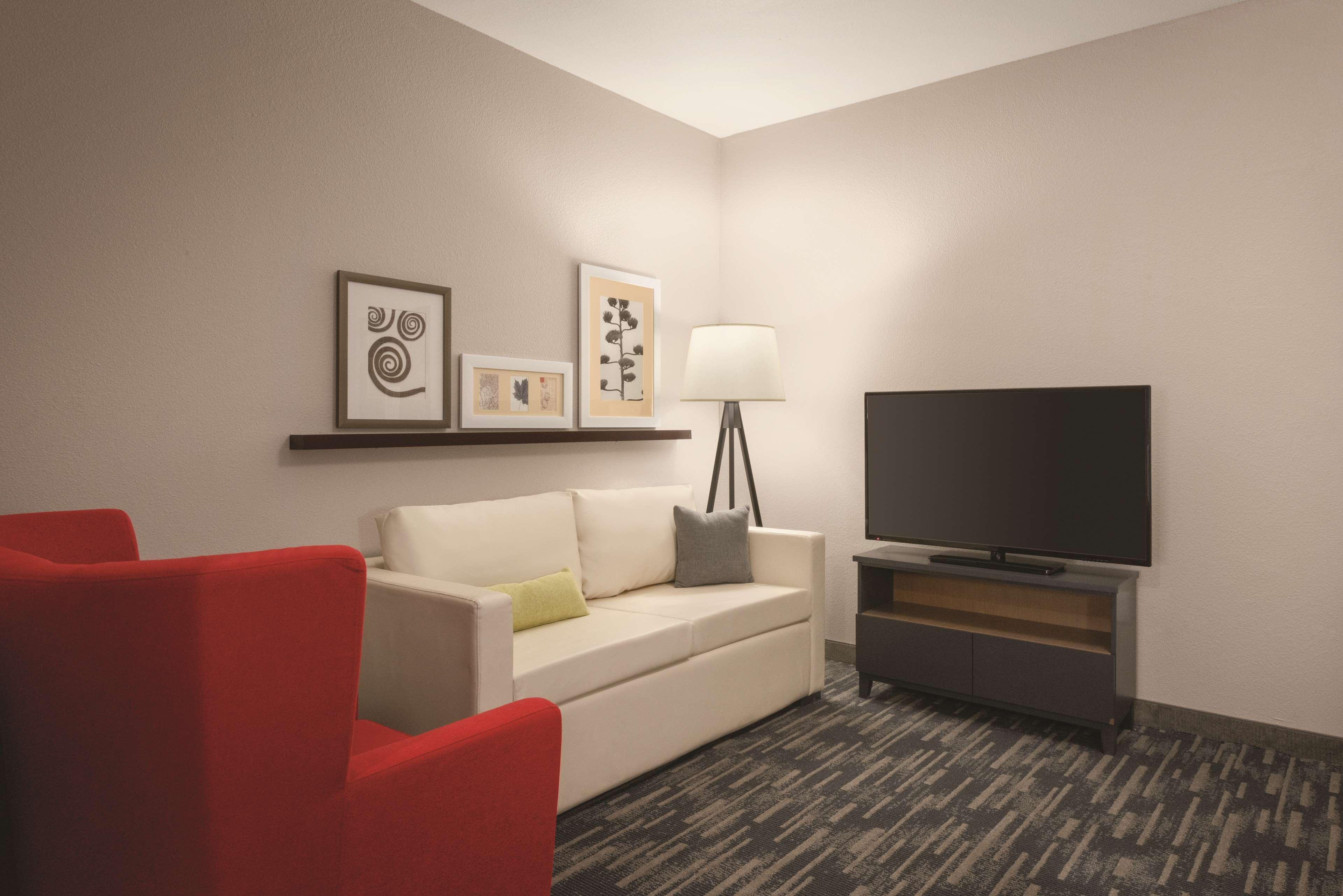 Candlewood - Bricktown By Ihg Hotel